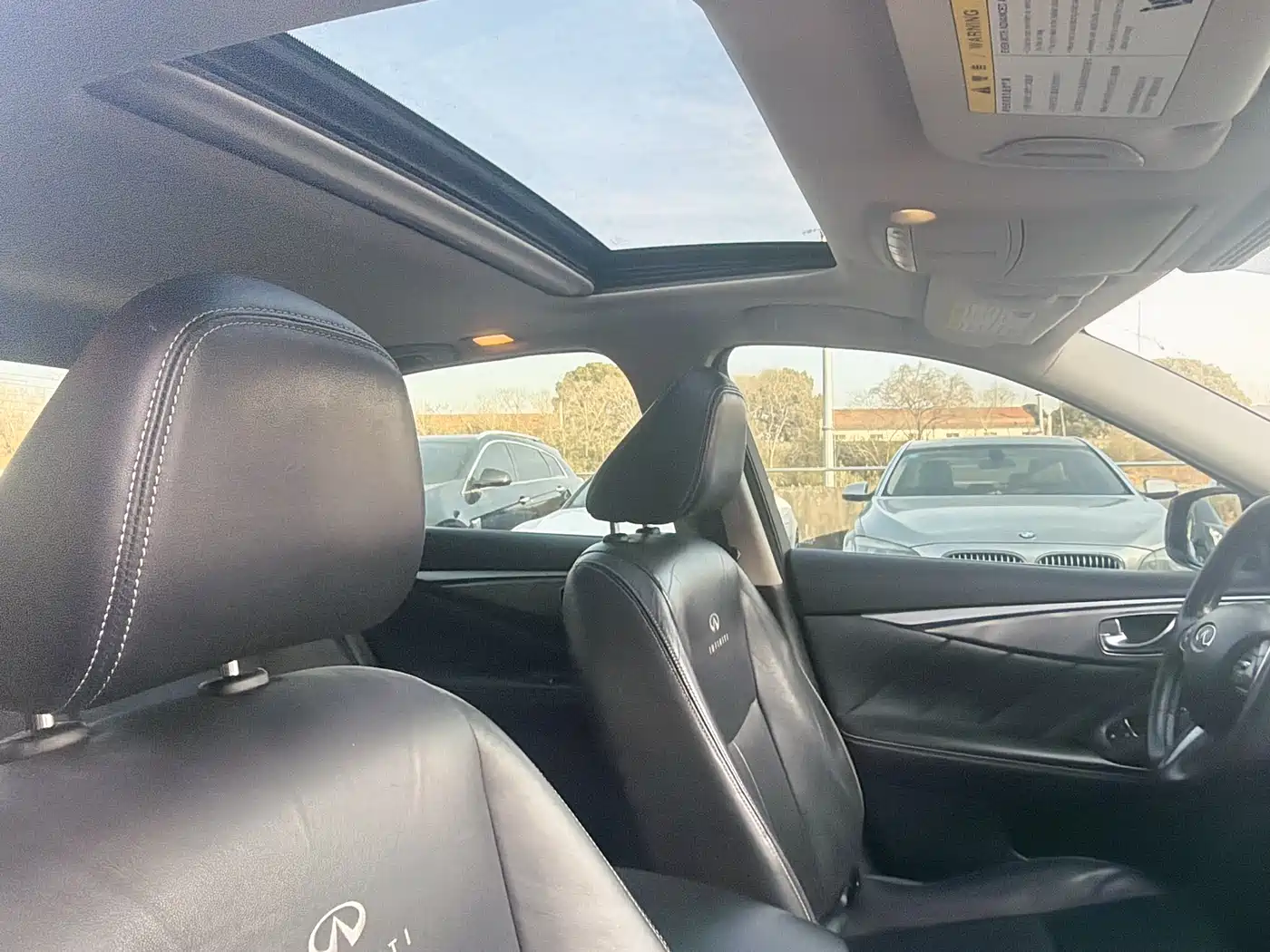 Фото 20 - Infiniti Q50