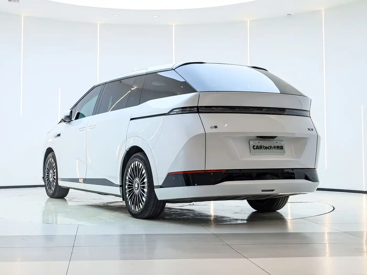 XIAOPENG X9