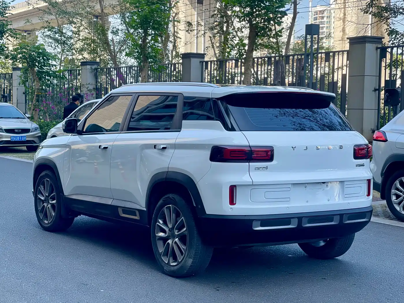 GEELY AUTOMOBILE GEELY ICON