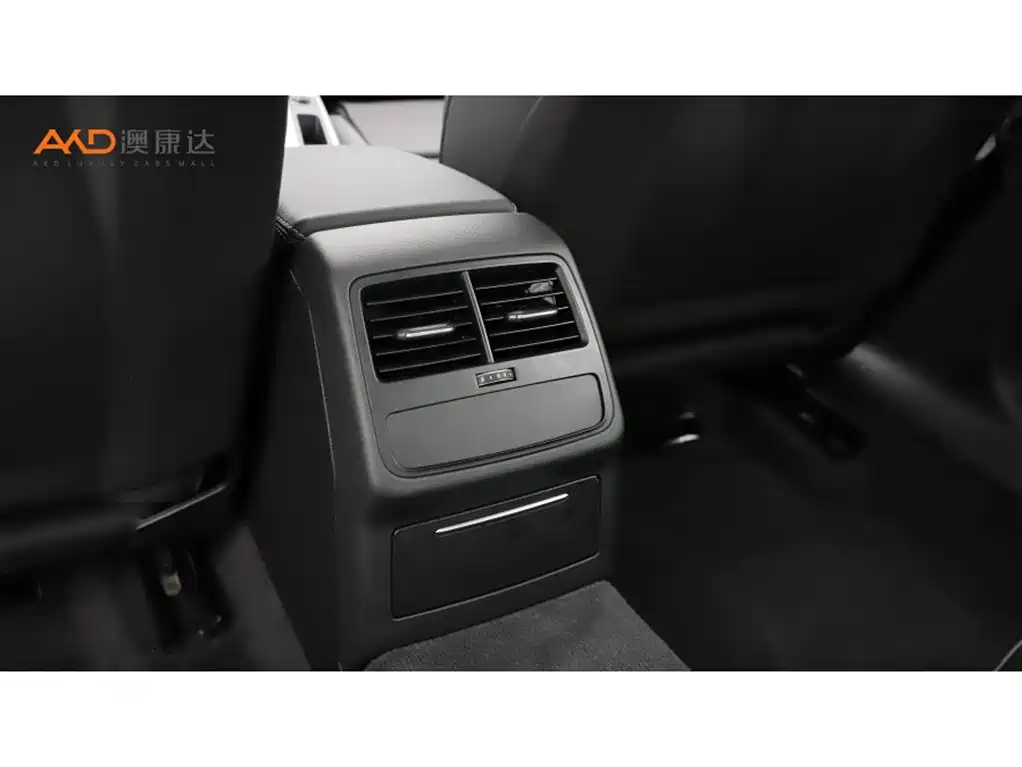 Audi A4L 2020 40 TFSI Fashion Dynamic Edition фото 9