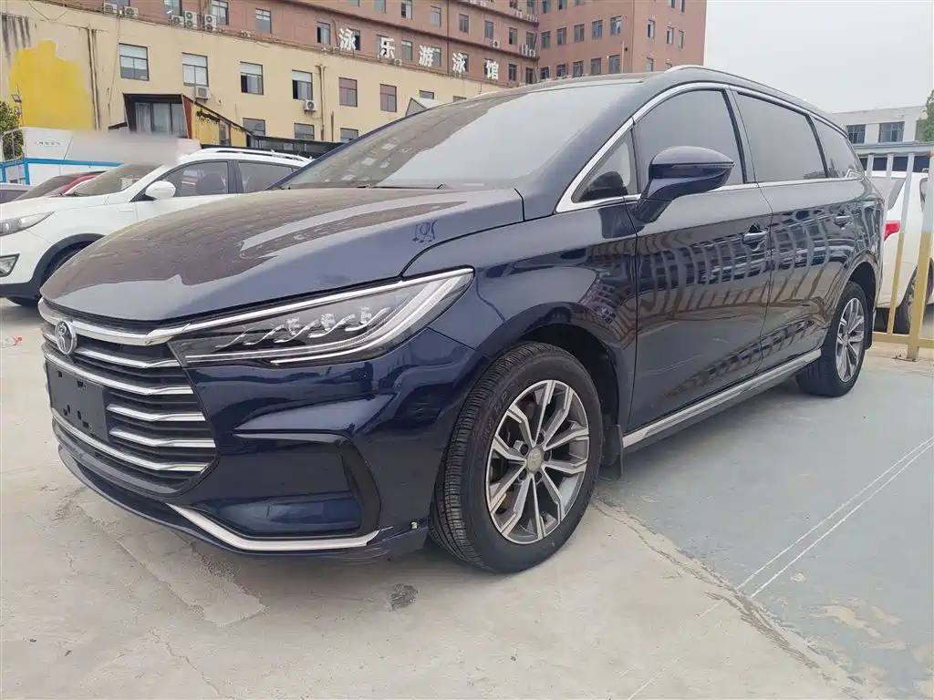 BYD Song MAX 2021 Upgrade 1.5T Automatic Luxury Edition 6-Seater фото 2