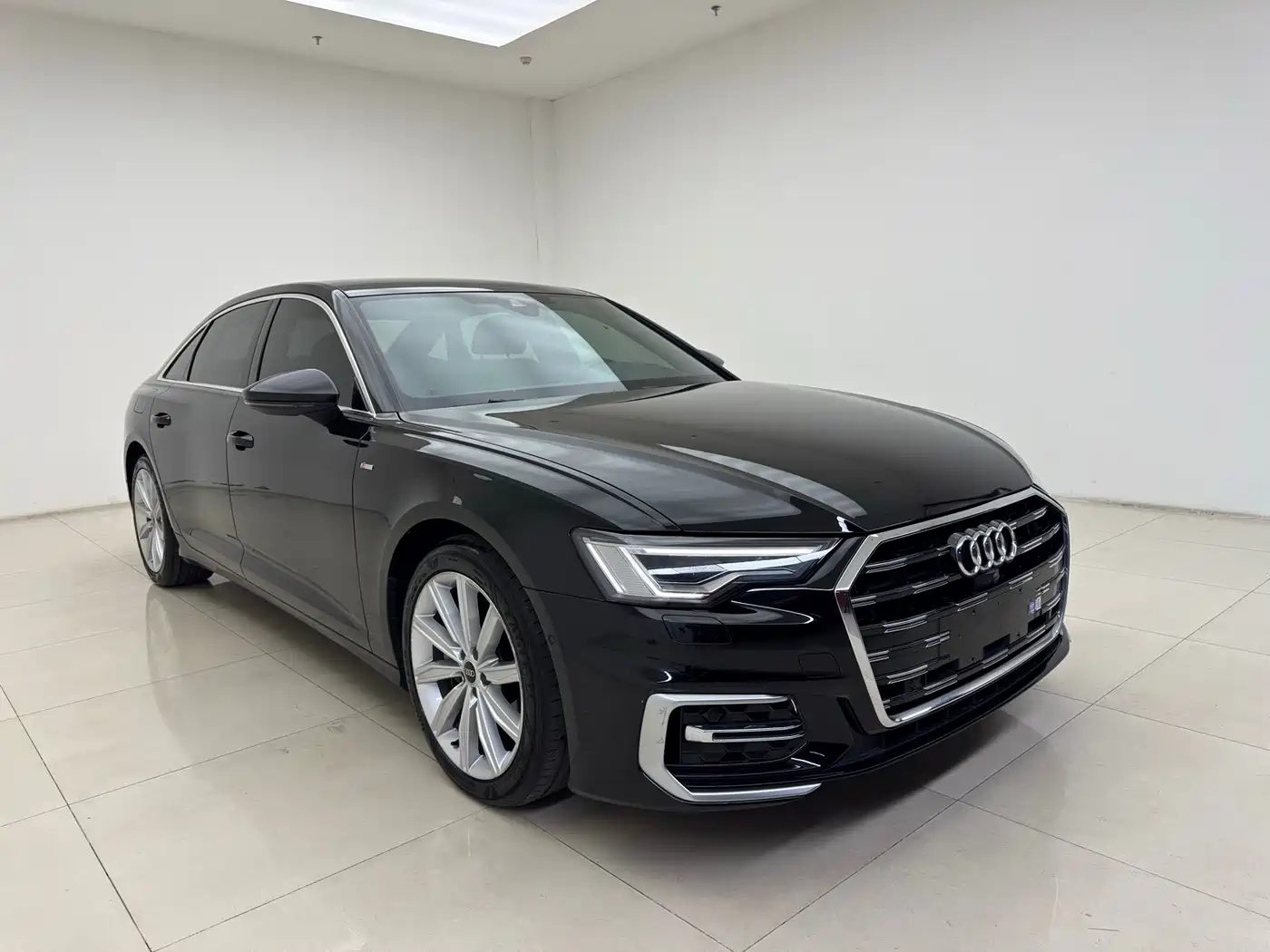 Audi A6L 2024 45 TFSI Premium Dynamic фото 3