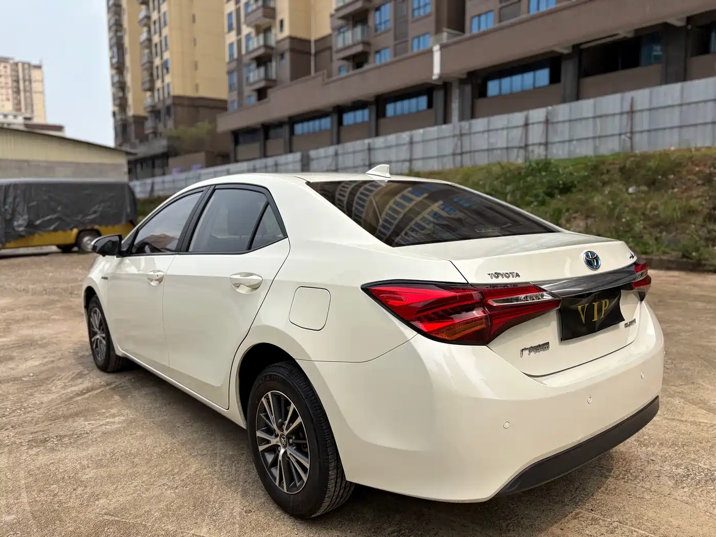 Toyota Levin 2016 Hybrid 1.8H GS E-CVT Elite Sunroof фото 7