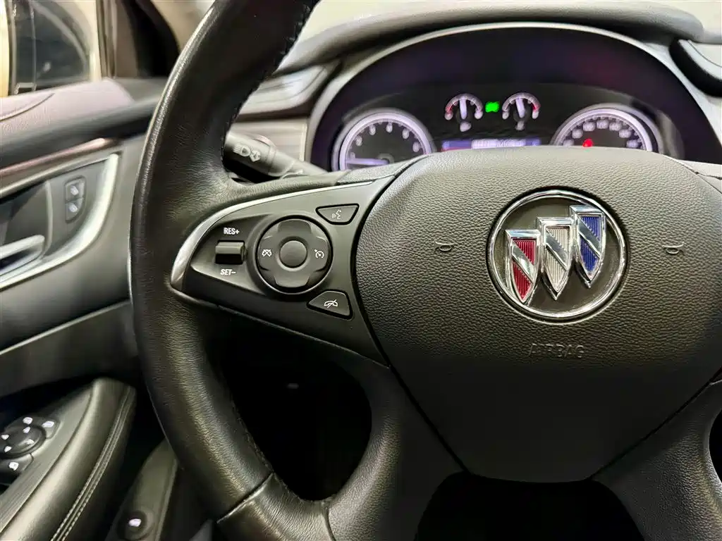 Buick LaCrosse 2021 552T Luxury Edition фото 26