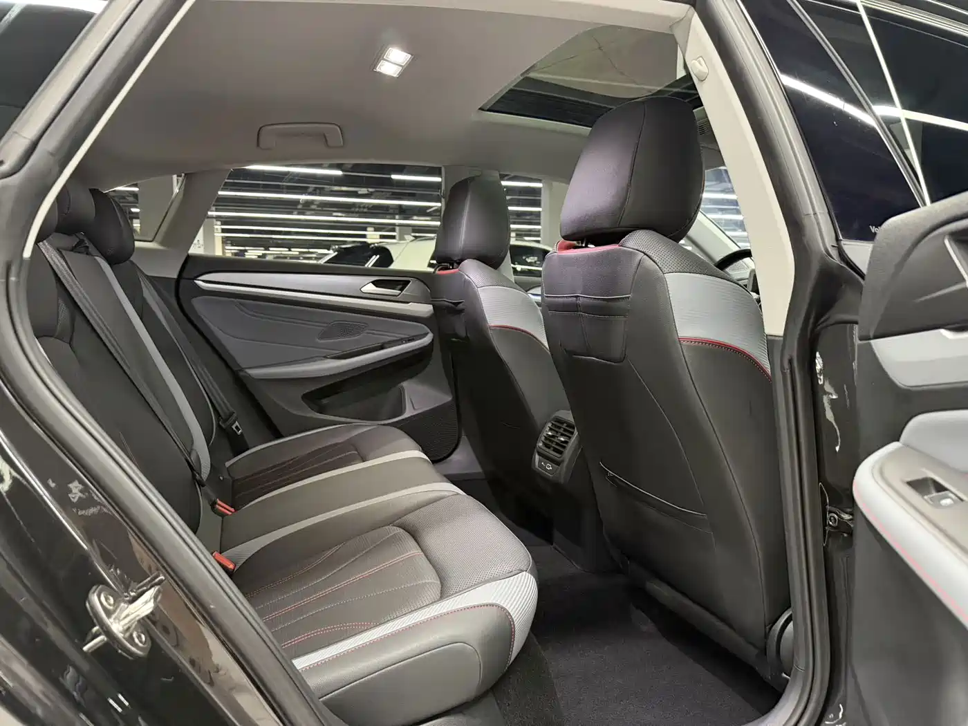 Volkswagen Lamando, миниатюра 12