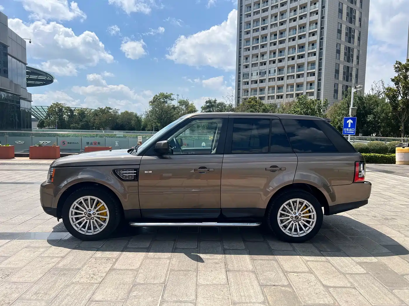 Land Rover Range Rover Sport 2012 2012 3.0 TDV6 HSE Diesel Version