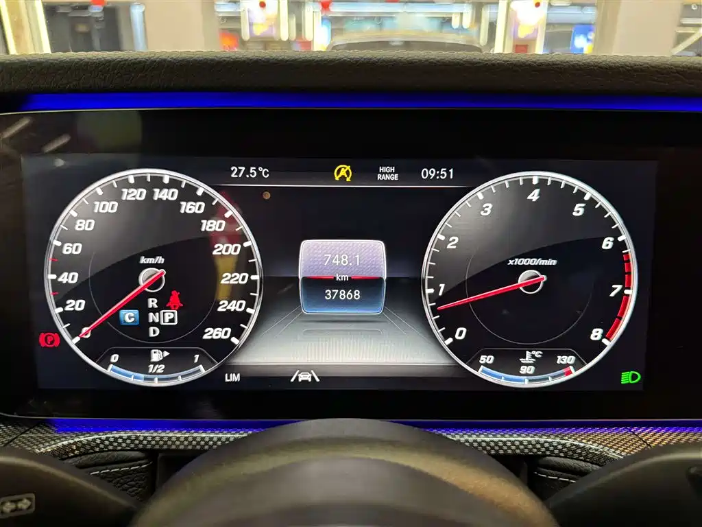 Mercedes-Benz G-Class 2022 G 500 фото 15