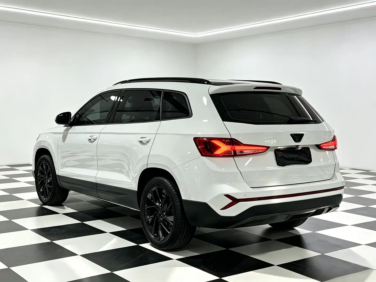 Фото 8 - Jetta VS7