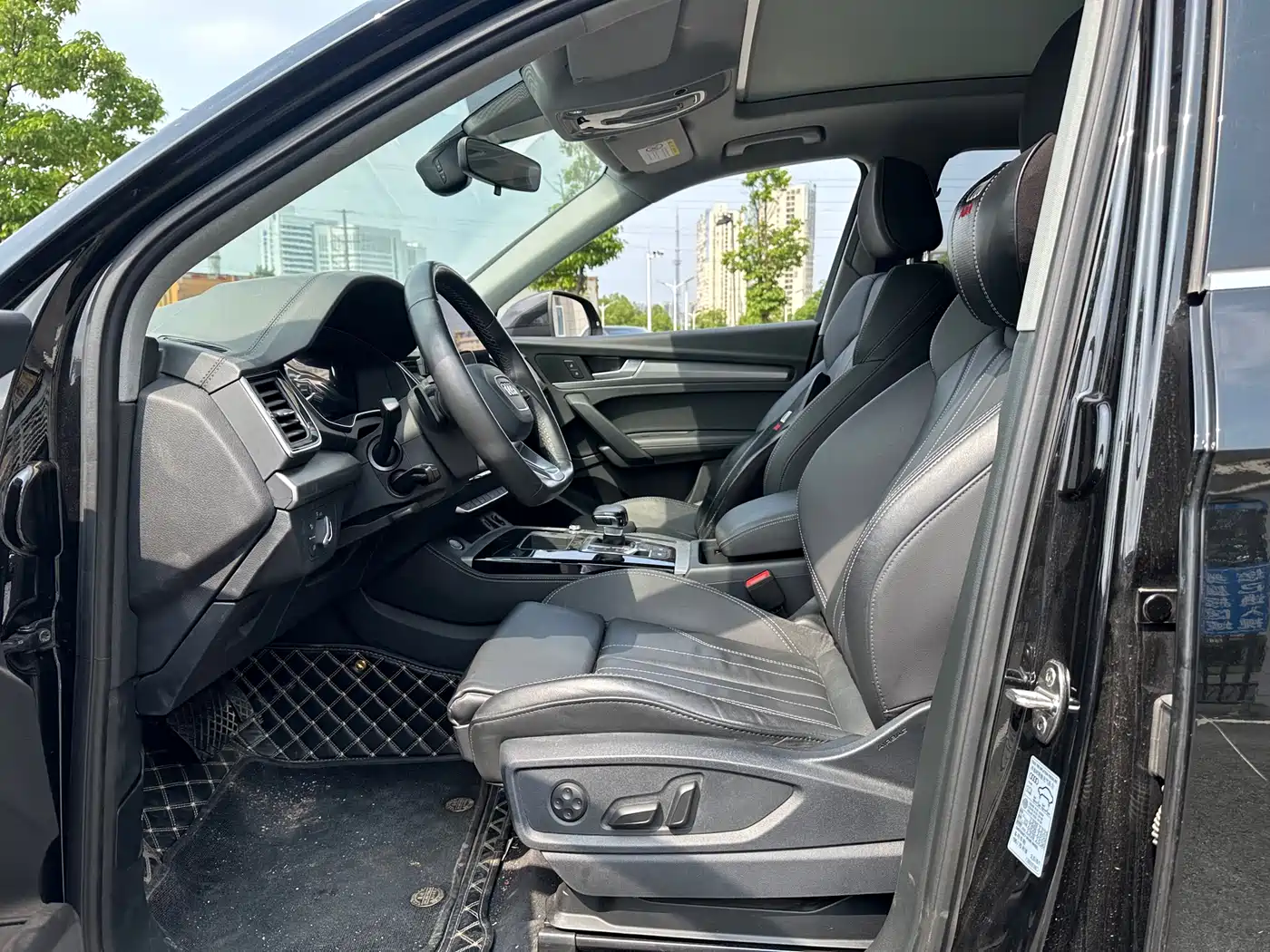 Audi Q5L 2022 Facelift 40T Luxury Elegance фото 4