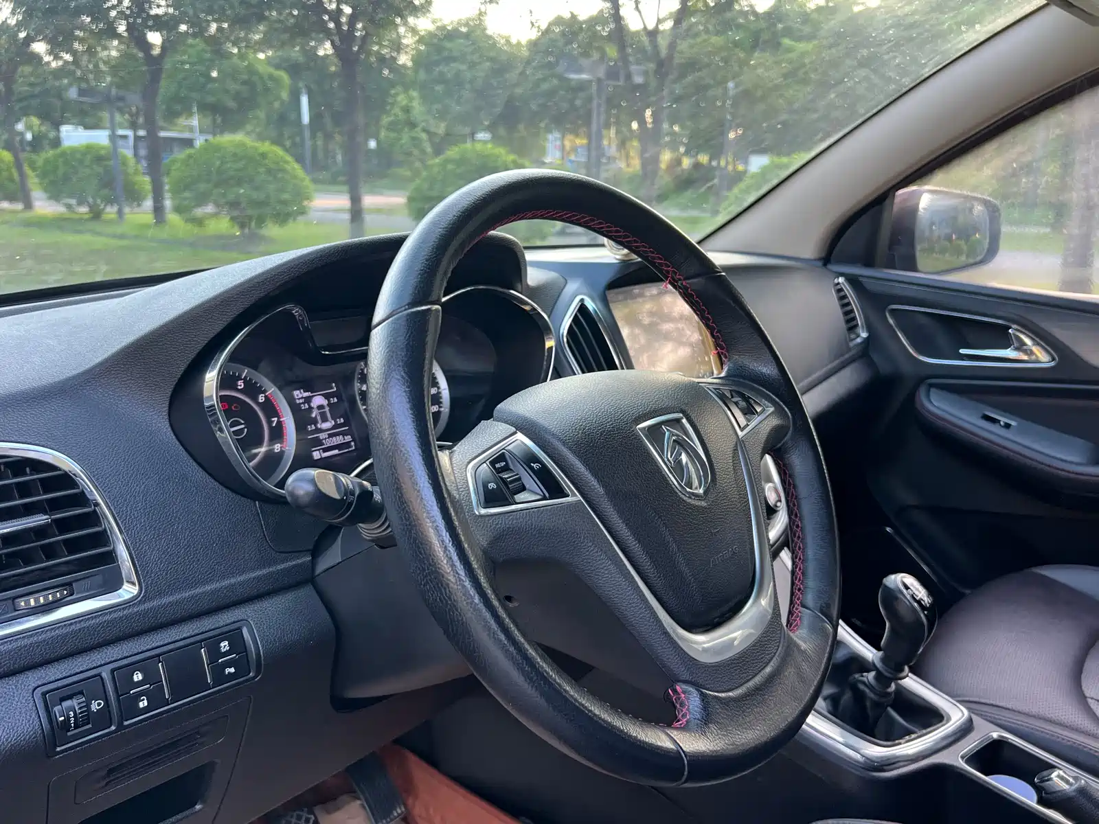 Фото 17 - Baojun 560