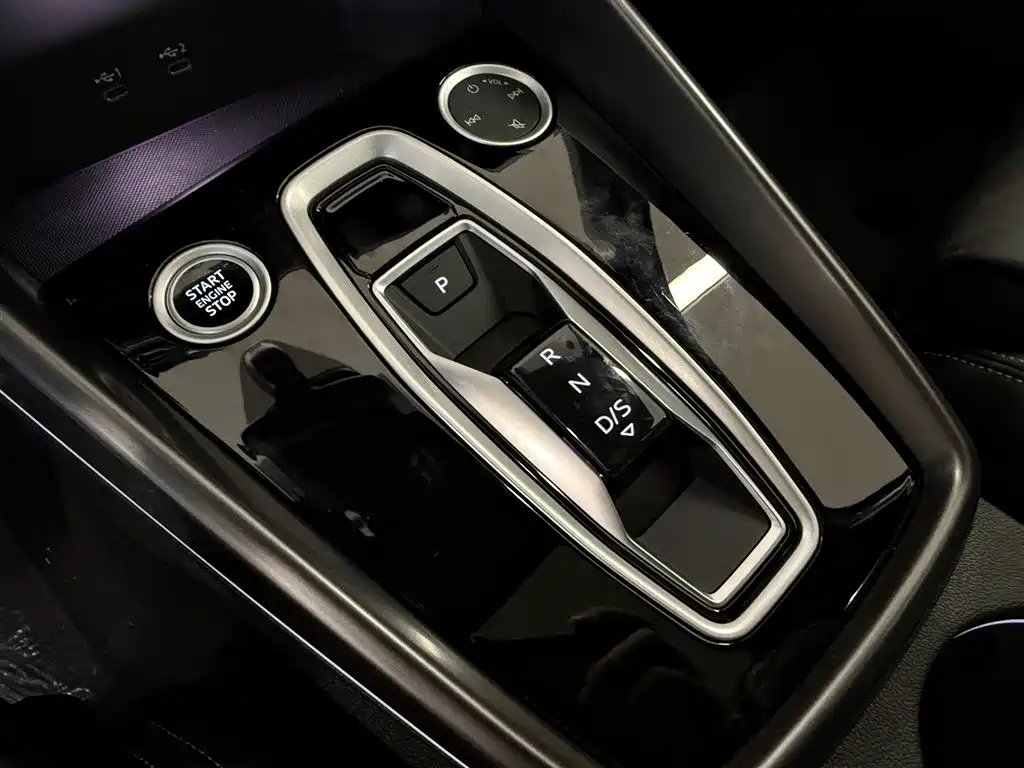 Audi A3 2025 Sportback 35TFSI Flying Premium фото 20