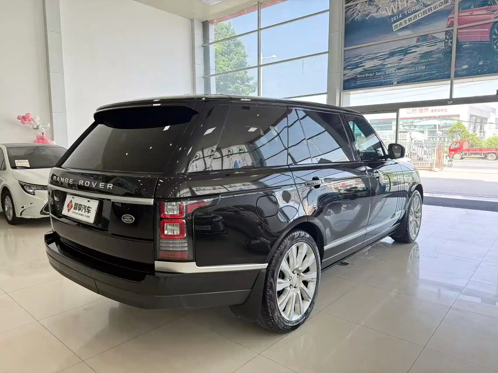 صورة 4 - Land Rover Range Rover