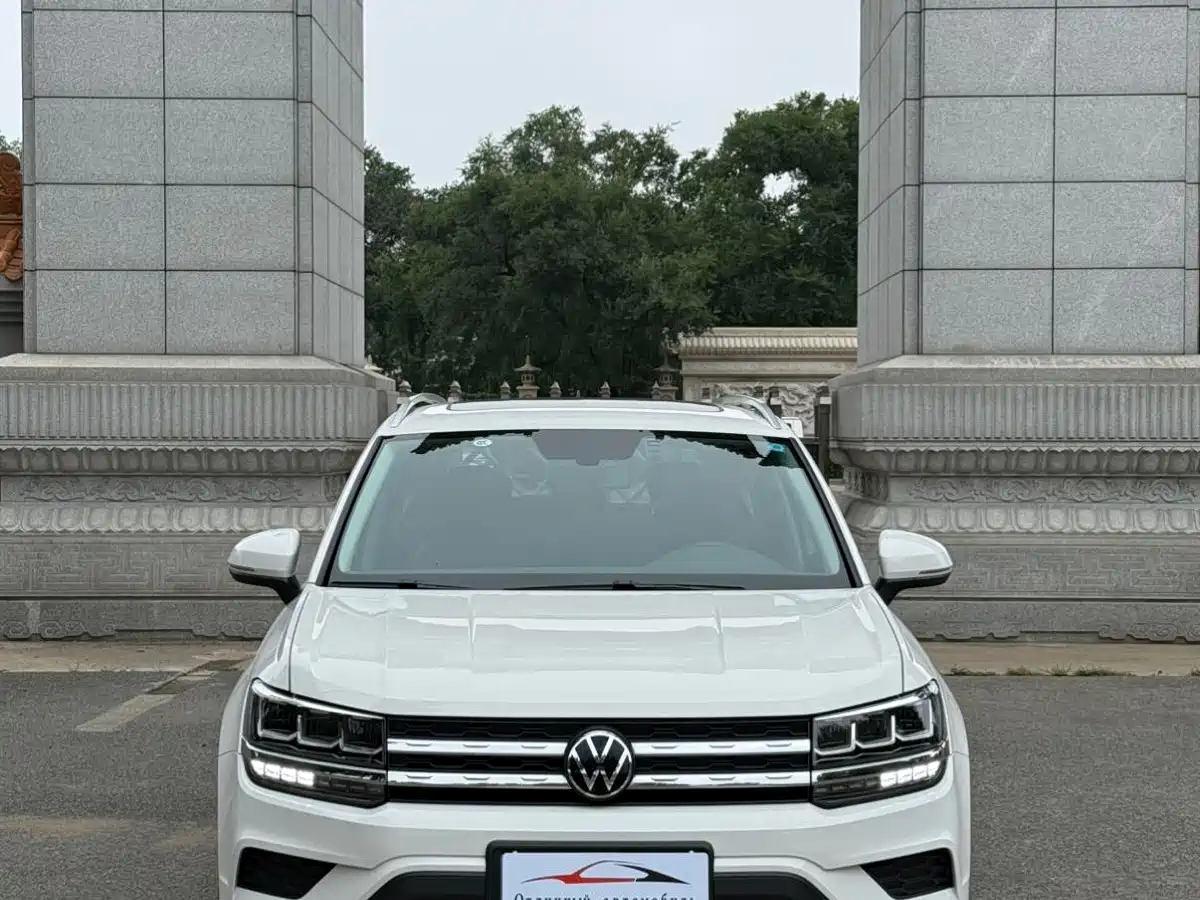 Volkswagen Tharu, миниатюра 2