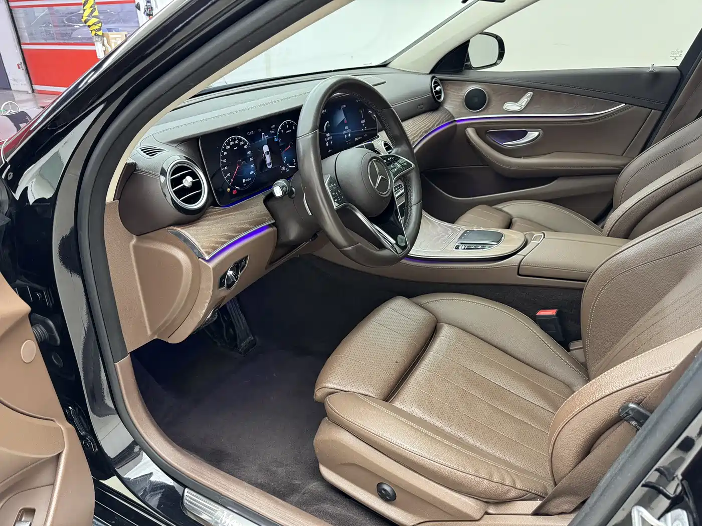 Mercedes-Benz E-Class 2022 Facelift E 260 L фото 7