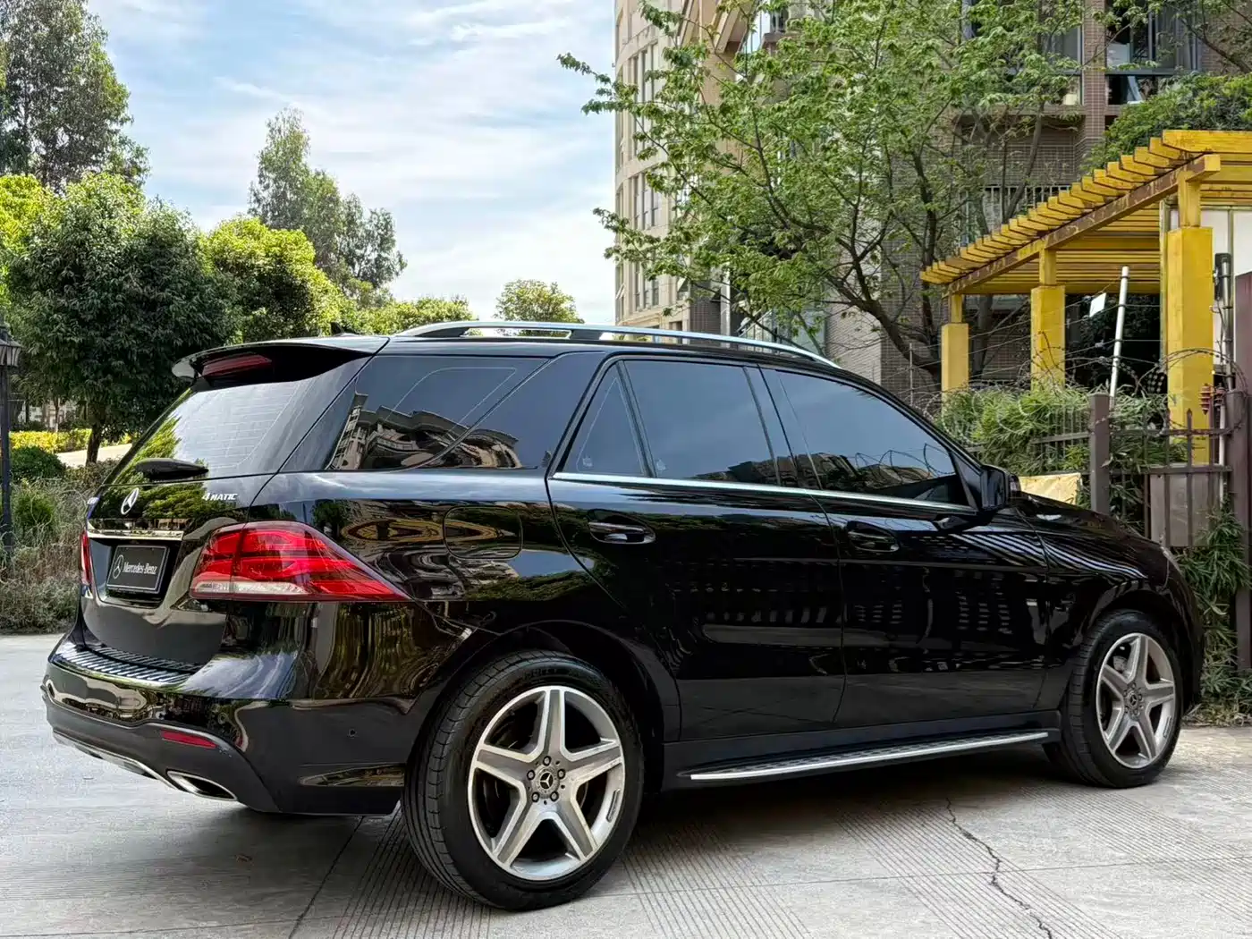 Mercedes-Benz GLE 2015 GLE 400 4MATIC фото 35
