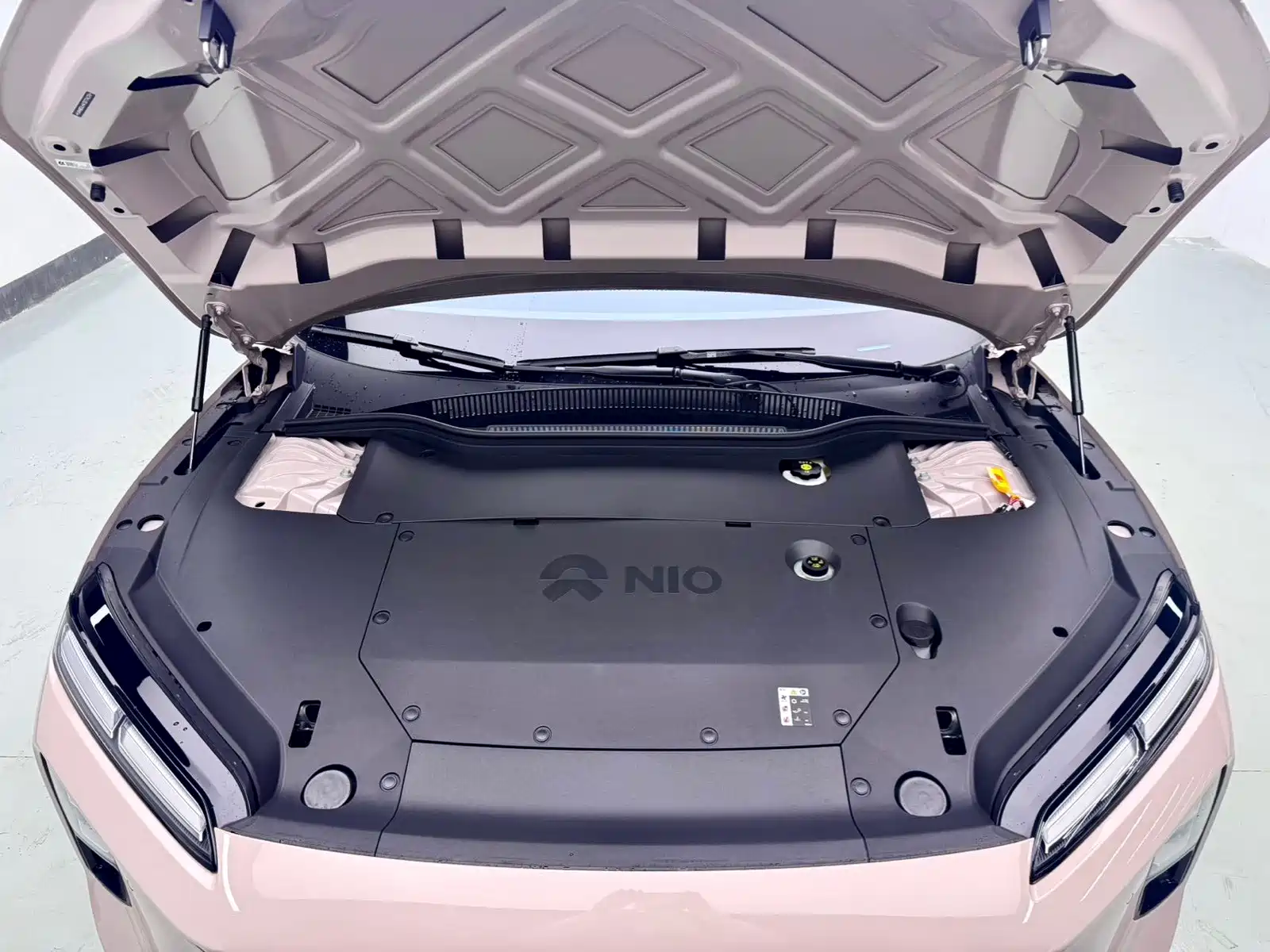 Фото 12 - NIO ET5T
