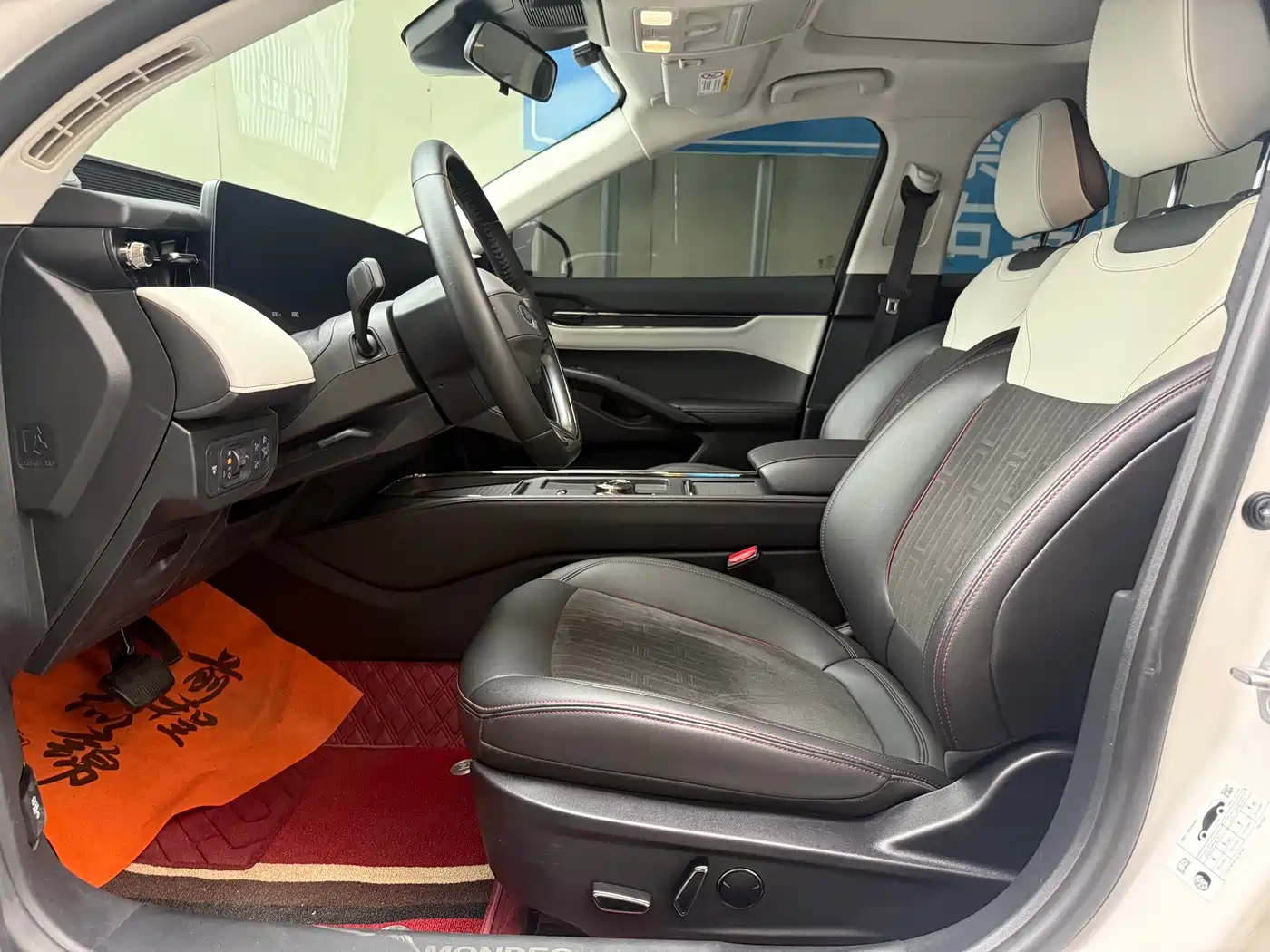 FORD MONDEO