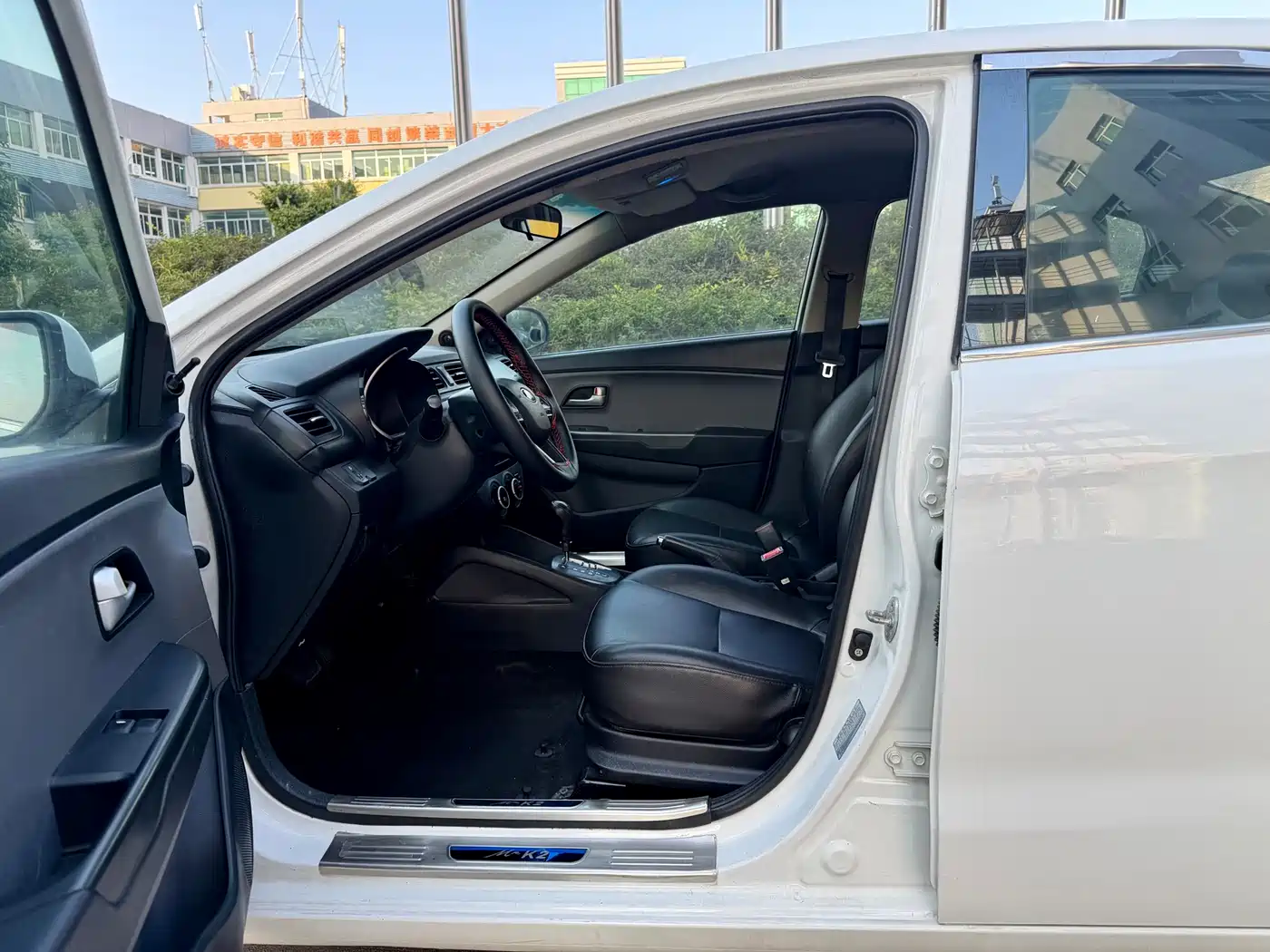 Kia K2 2011 Sedan 1.4L AT GLS фото 6