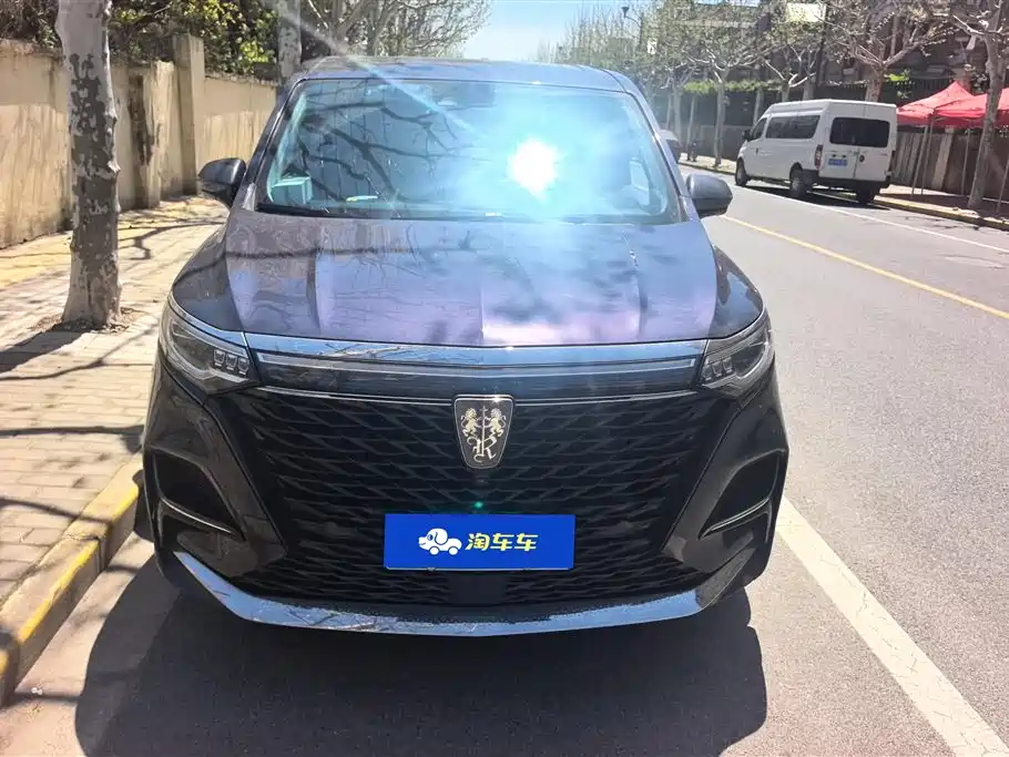 ROEWE IMAX8