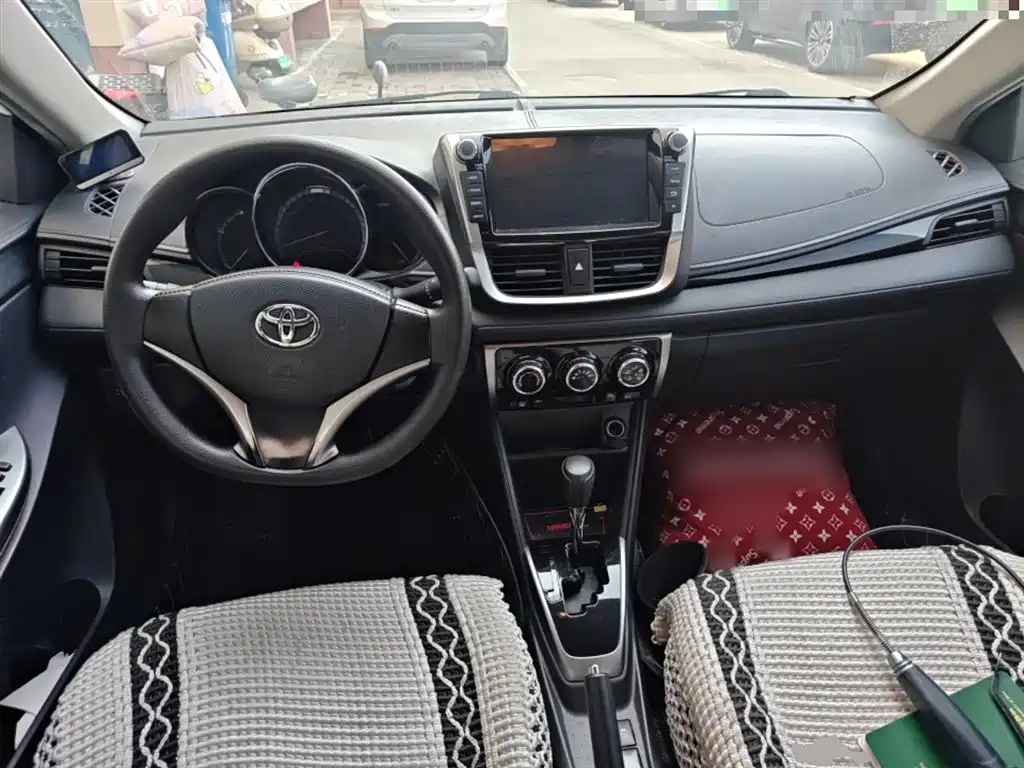 Toyota YARiS L Zhi Xuan 2017 1.5G CVT Speed Sunroof Upgrade Edition фото 13
