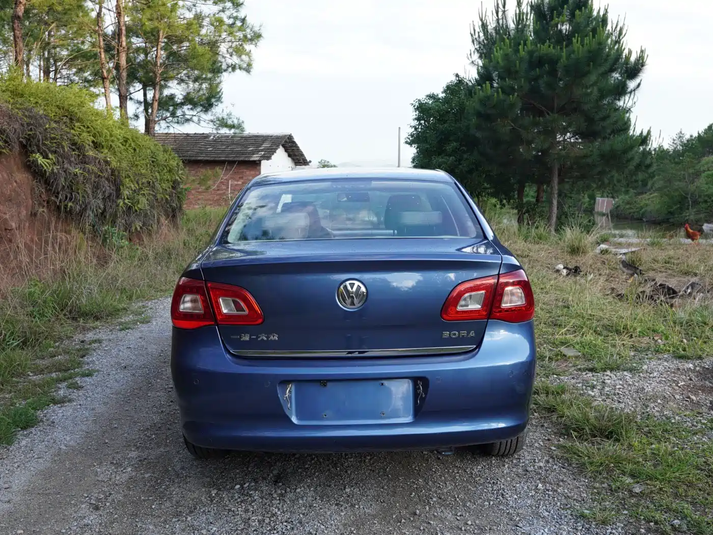 Volkswagen Bora 2012 1.6L Automatic Fashion Value Edition фото 4