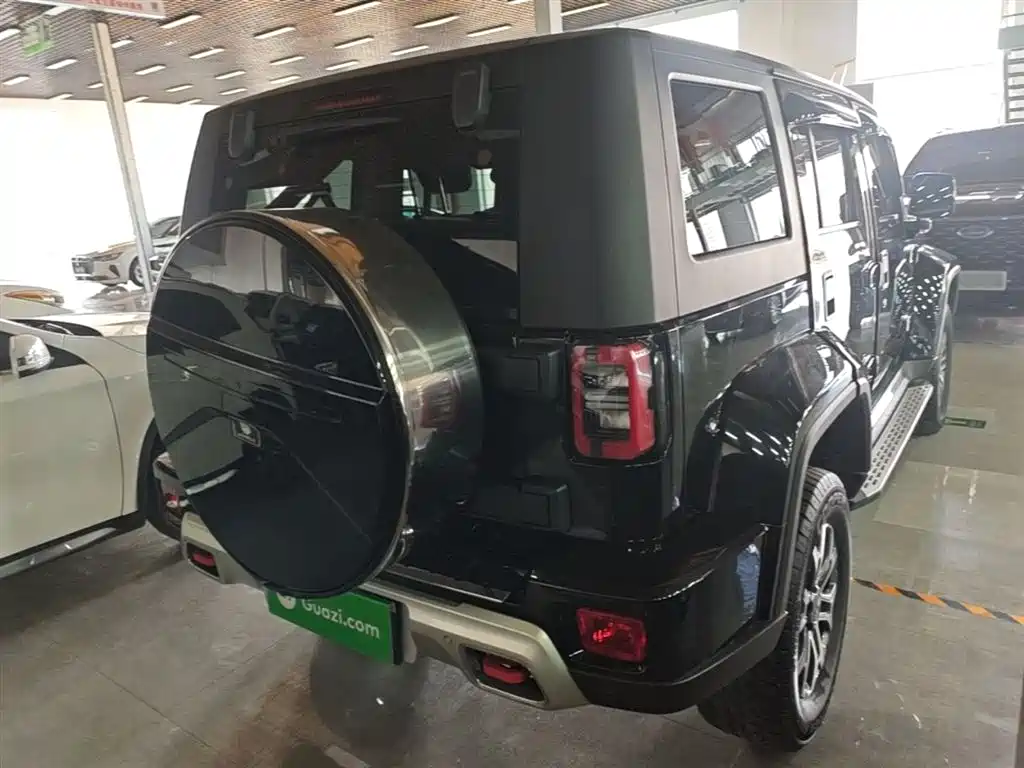 BAIC ORV Beijing Offroad BJ40 2023 2.0T Auto 4WD Urban Hunter Knight Edition фото 7