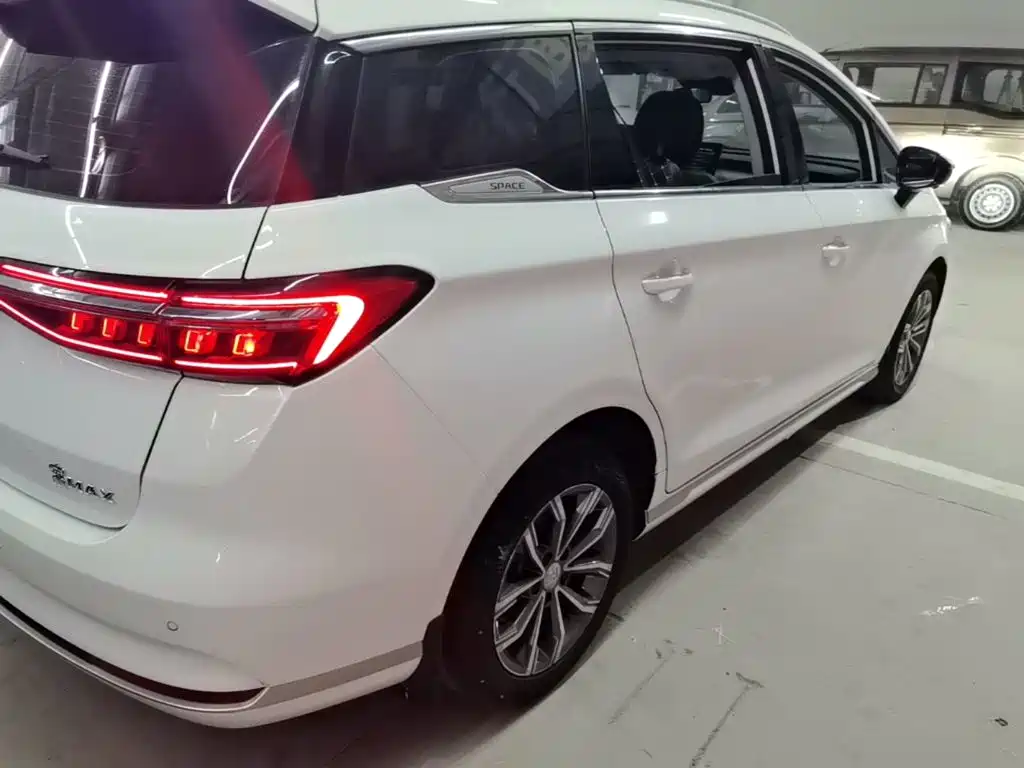 BYD Song MAX 2021 2021 Upgrade 1.5T Automatic Premium Edition 7-Seater