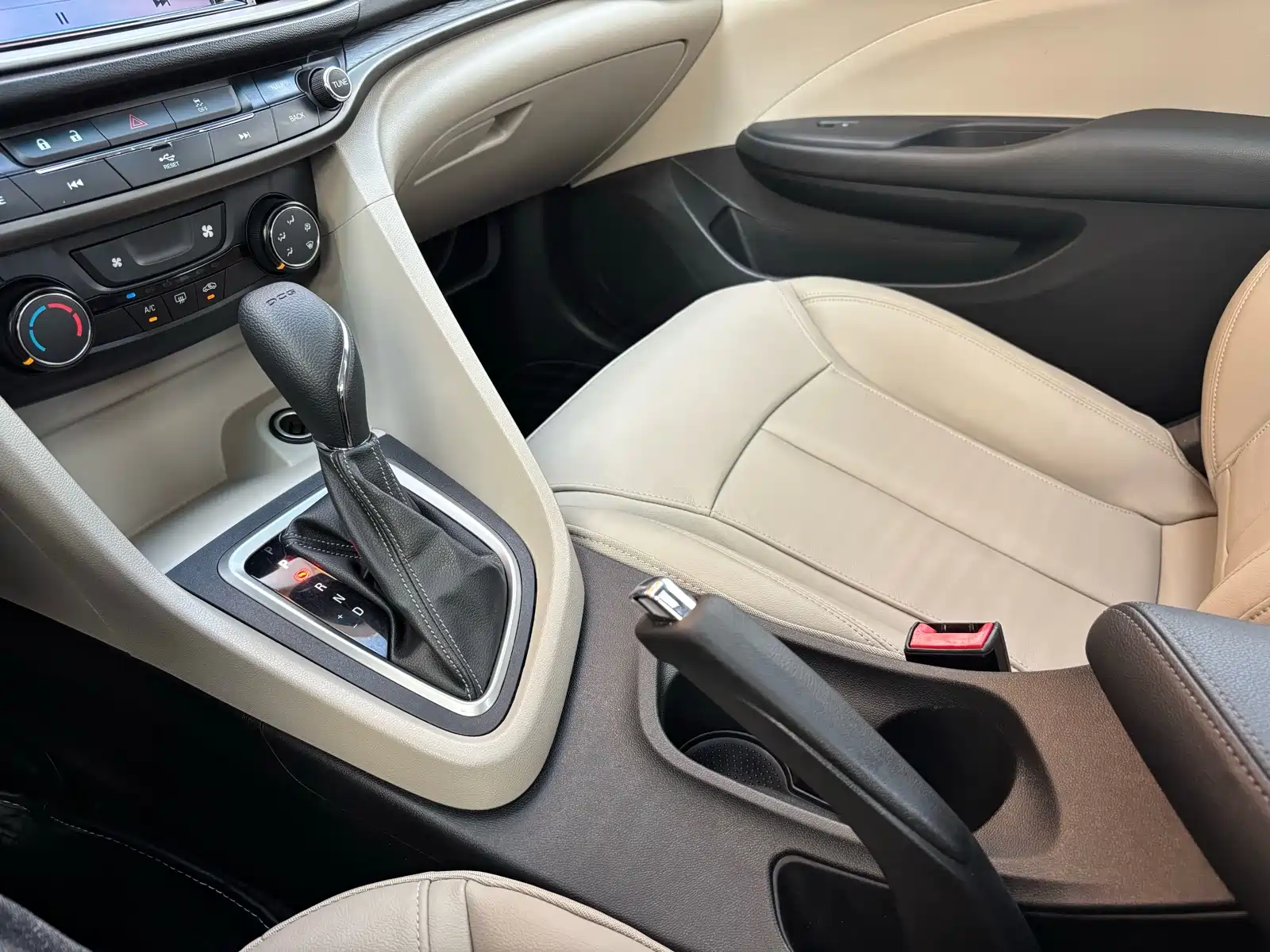 Фото 25 - Buick Excelle