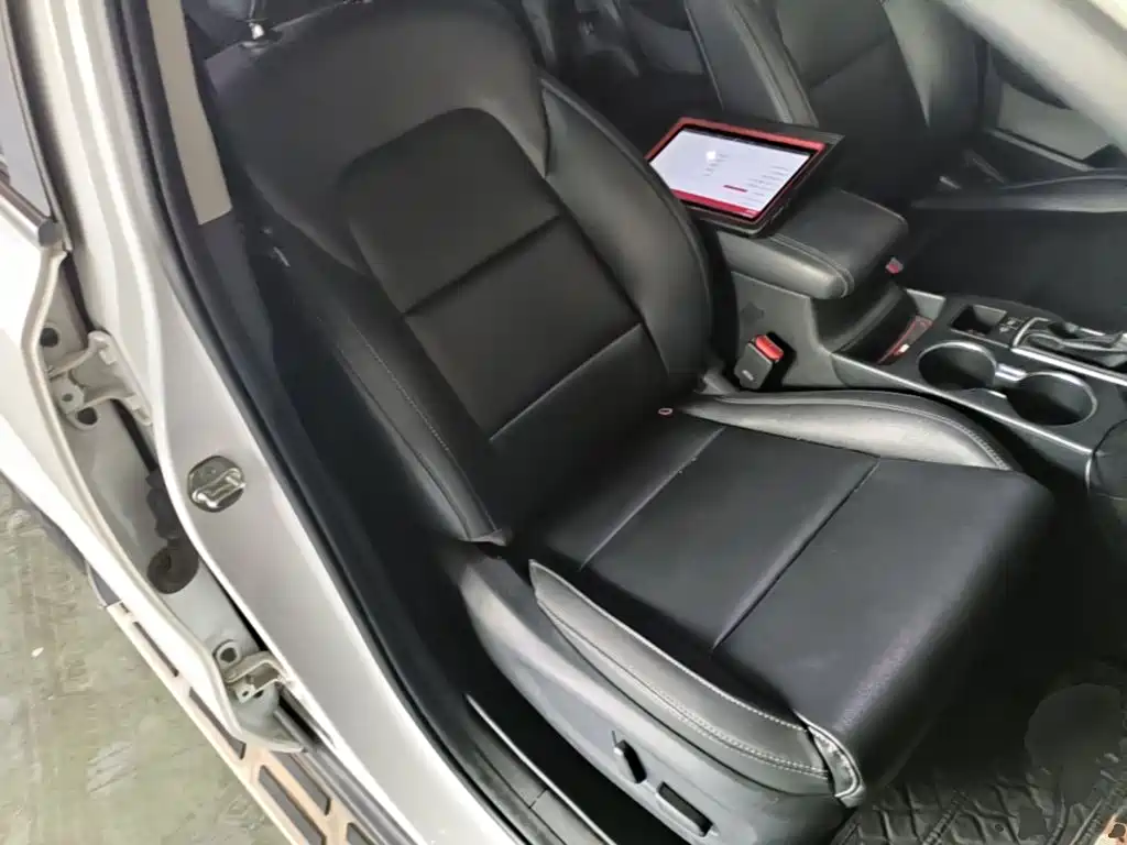 Kia KX5 2016 2016 Model 1.6T Automatic 2WD Premium