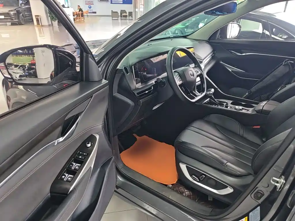 Changan Changan CS75 PLUS 2020 1.5T Automatic Luxury 16