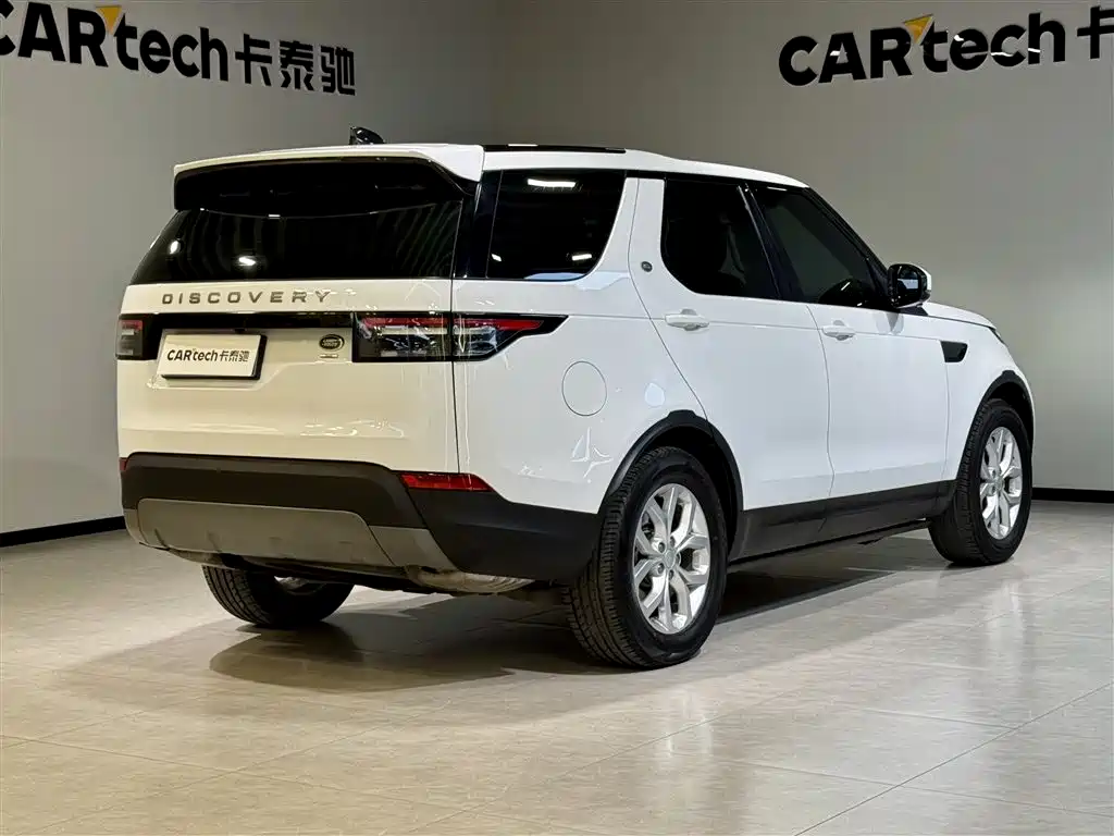 Land Rover Discovery 2018 3.0 SC V6 SE фото 4