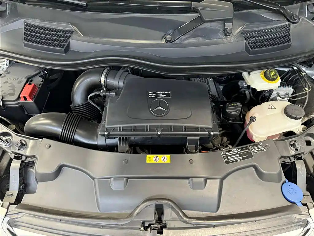 Mercedes-Benz V-Class 2018 V 260 L Premium Long Version China V фото 4