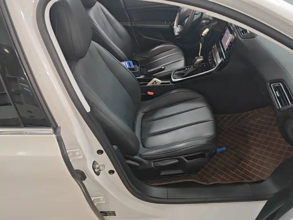 Peugeot 308 2018 2018 1.6L Auto Luxury Edition