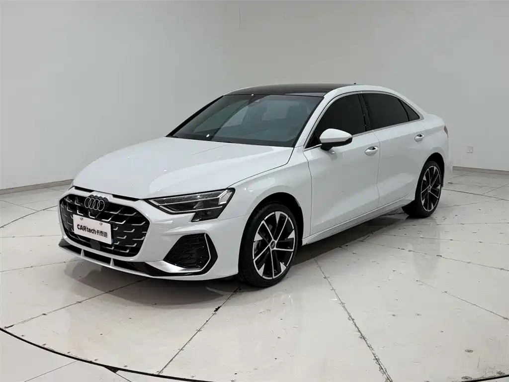Audi A3 2025 Facelift A3L Limousine 35TFSI Flying Spur Premium фото 5