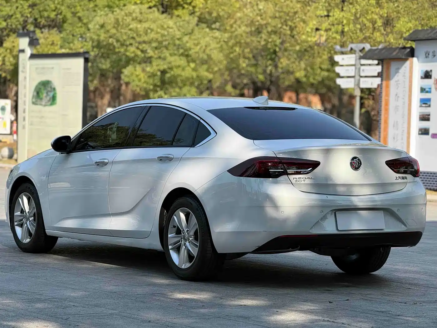 Buick Regal 2019 20T Elite China VI фото 28