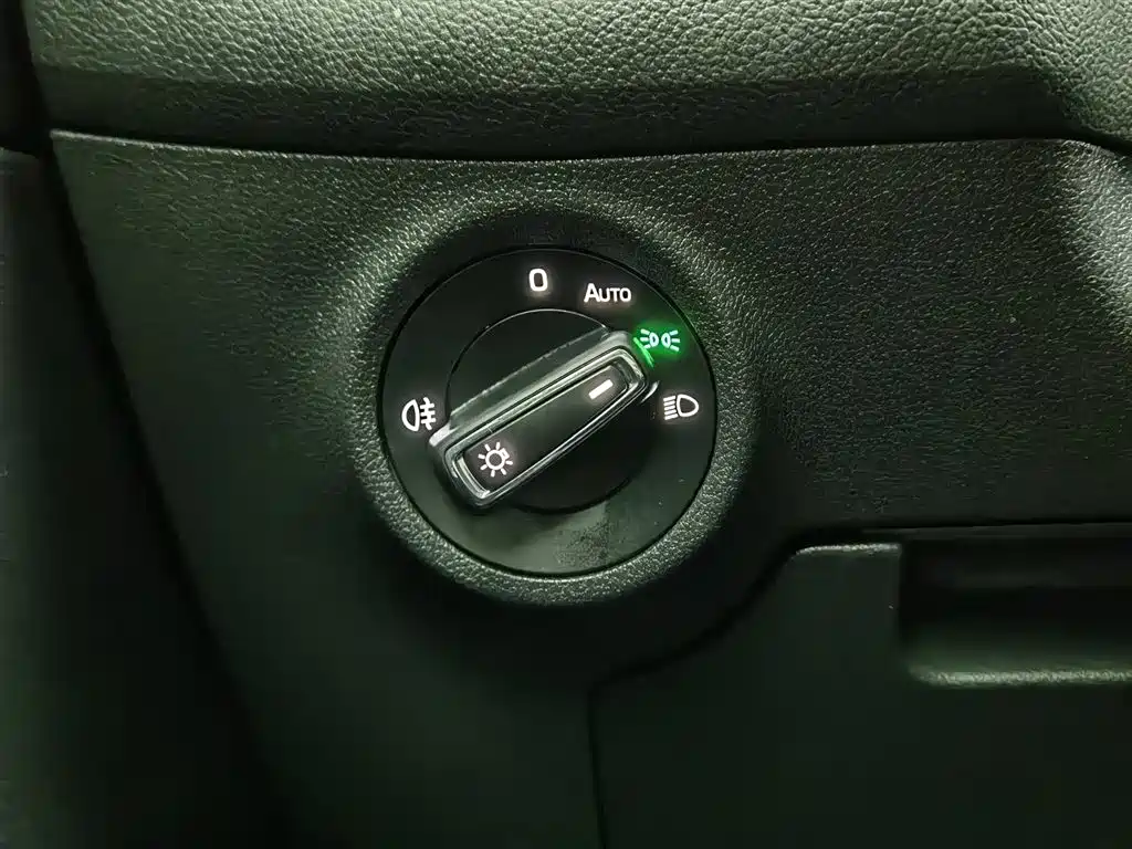 Škoda Kodiaq 2019 Facelift TSI330 5-Seater 2WD Luxury Premium Edition China VI фото 21