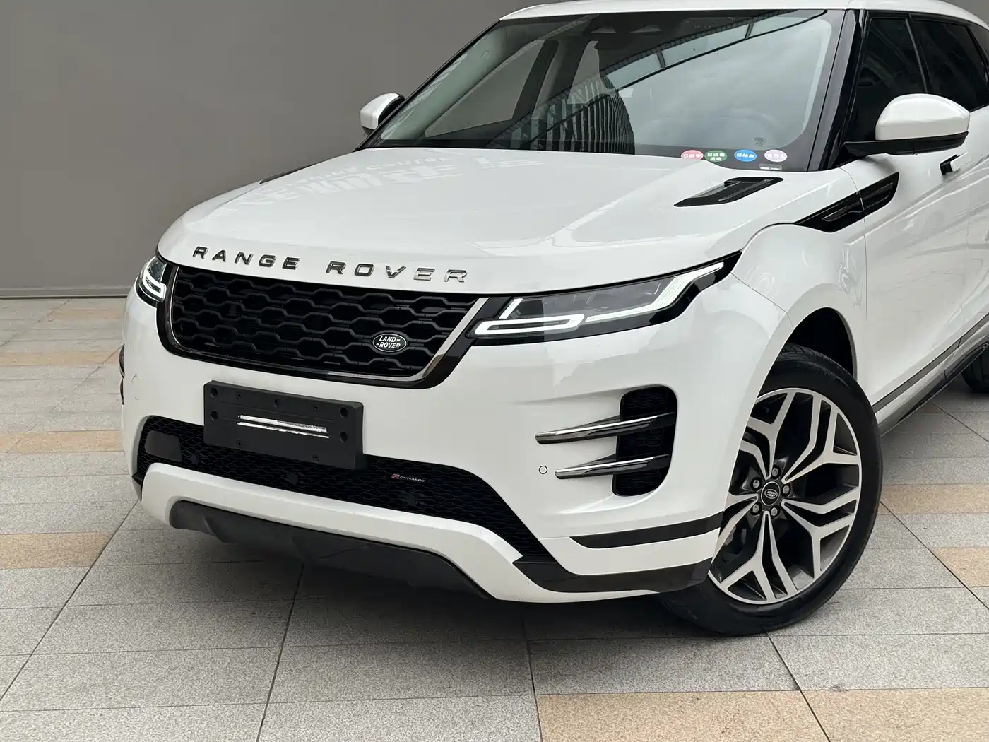 LAND ROVER RANGE ROVER AURORA NEW ENERGY