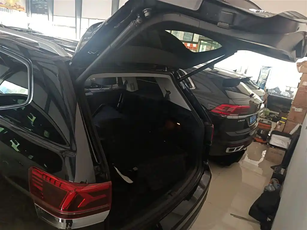 Volkswagen Teramont 2022 380TSI 4MOTION Luxury фото 19