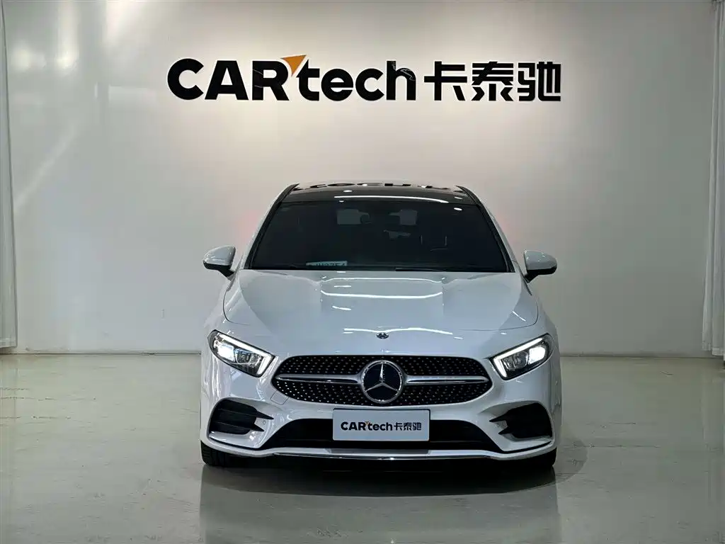 Mercedes-Benz A-Class 2019 A 200 L Sport Sedan фото 3