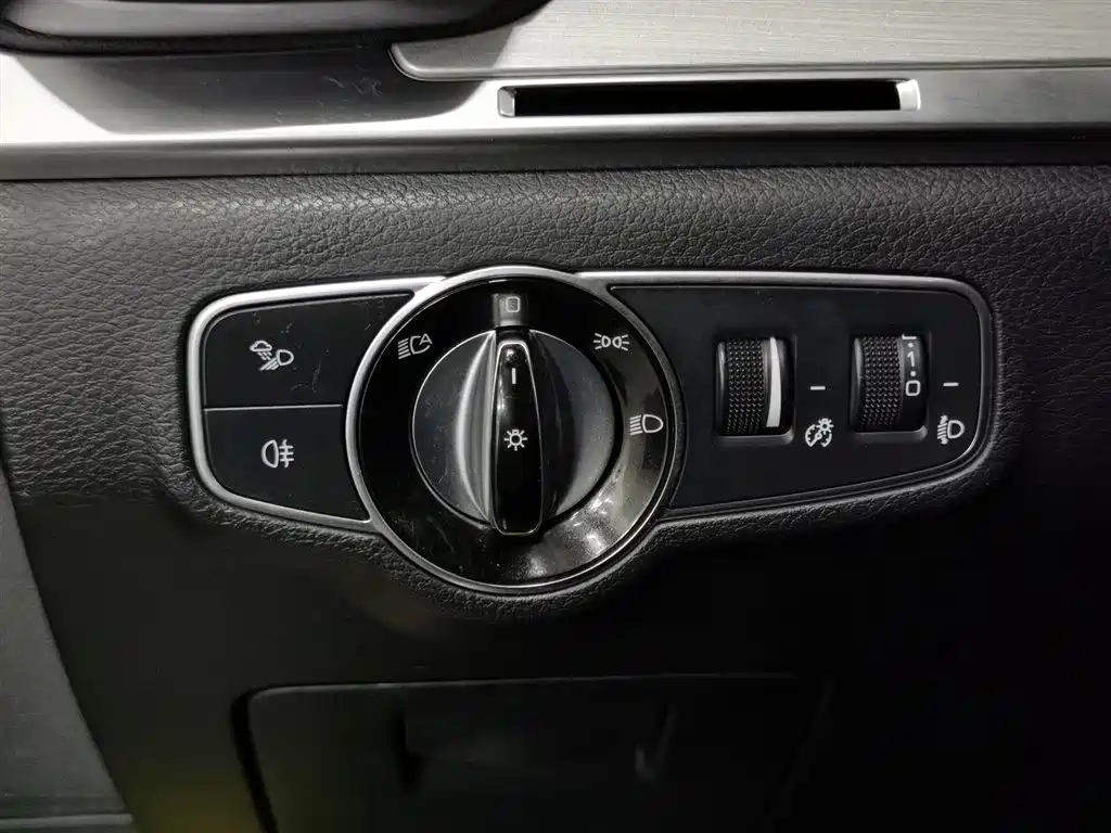 BYD Tang 2018 2.0T Automatic Smart Connection Noble Edition 7-Seater China V фото 21