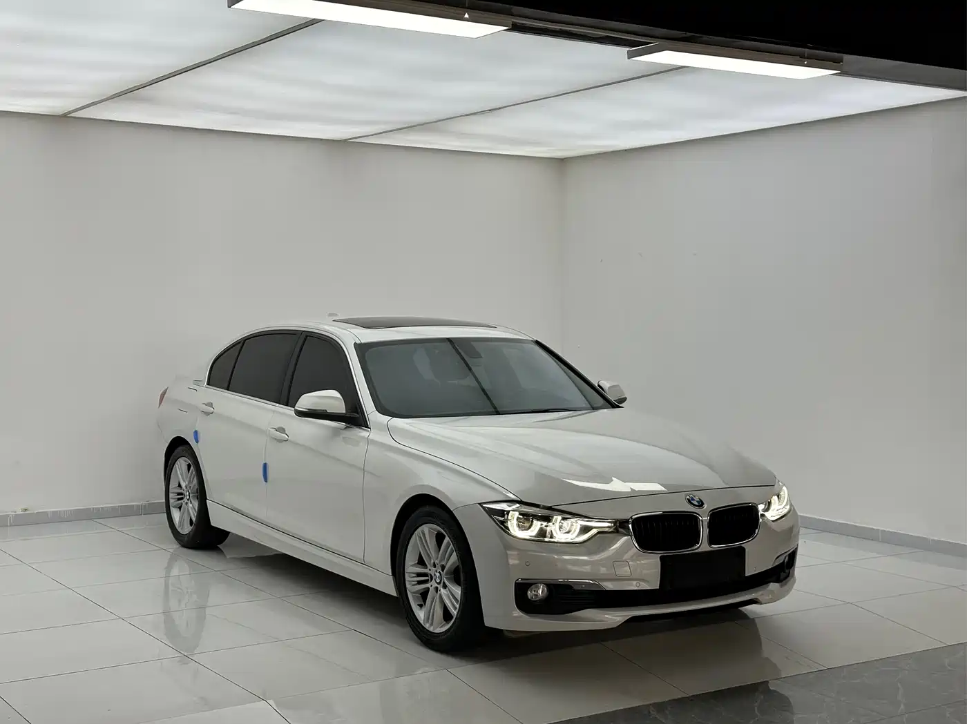BMW 3 Series 2017 320Li Fashion фото 2