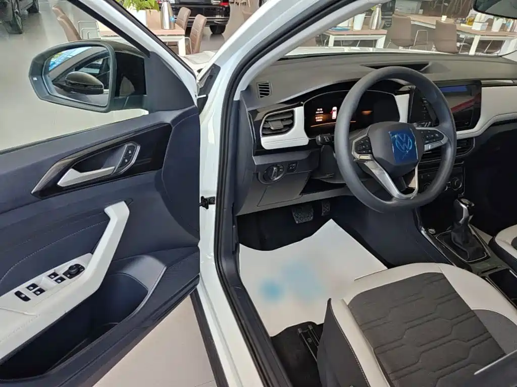 Volkswagen Tharu 2026 2026 New Sharp 300TSI Aspiration Edition