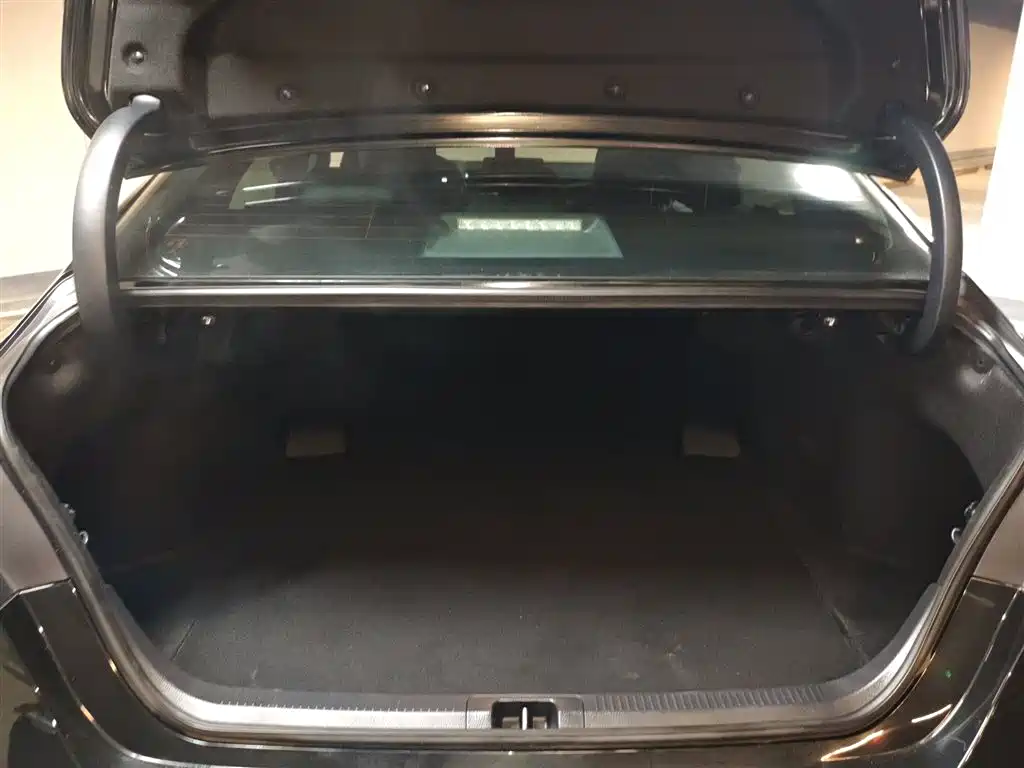 Toyota Camry 2023 2.0S Trend Edition фото 22
