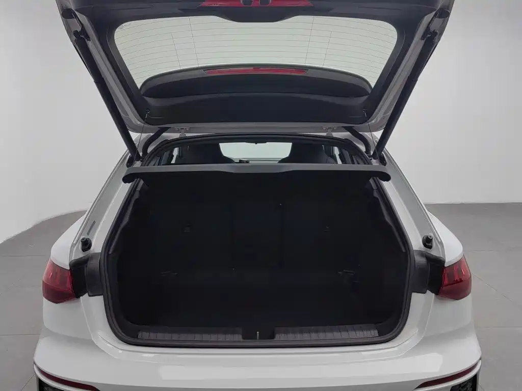 Photo 16 - Audi A3