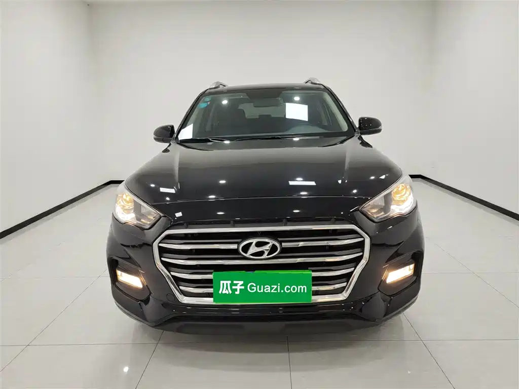 Hyundai Beijing Hyundai ix35 2019 2.0L Automatic 2WD Zhiyong·Smooth Enjoy China VI фото 3