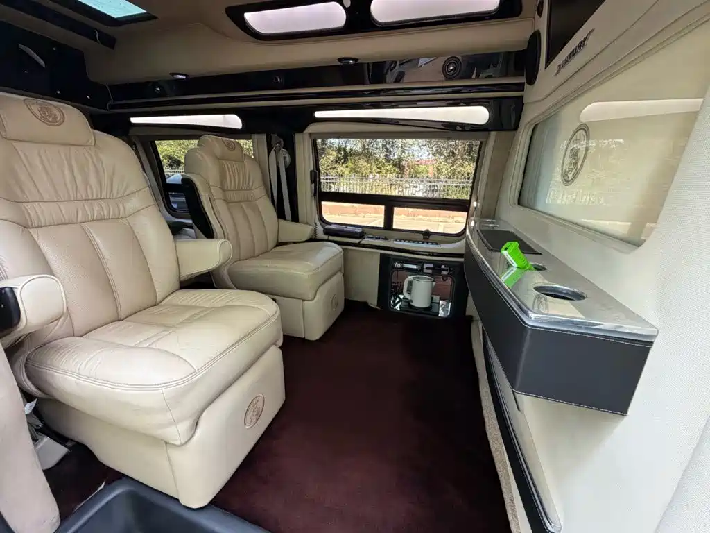 GMC Savana 2015 2013 6.0L 2500S Sport Edition 7-seater