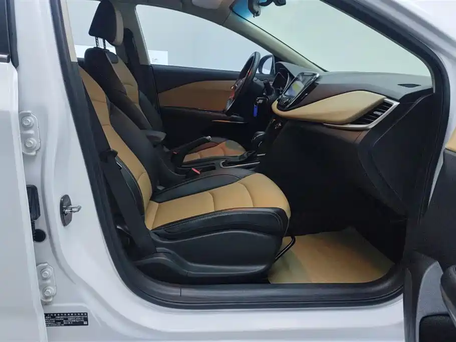 Chevrolet Monza 2020 320 Auto Joy Edition фото 8