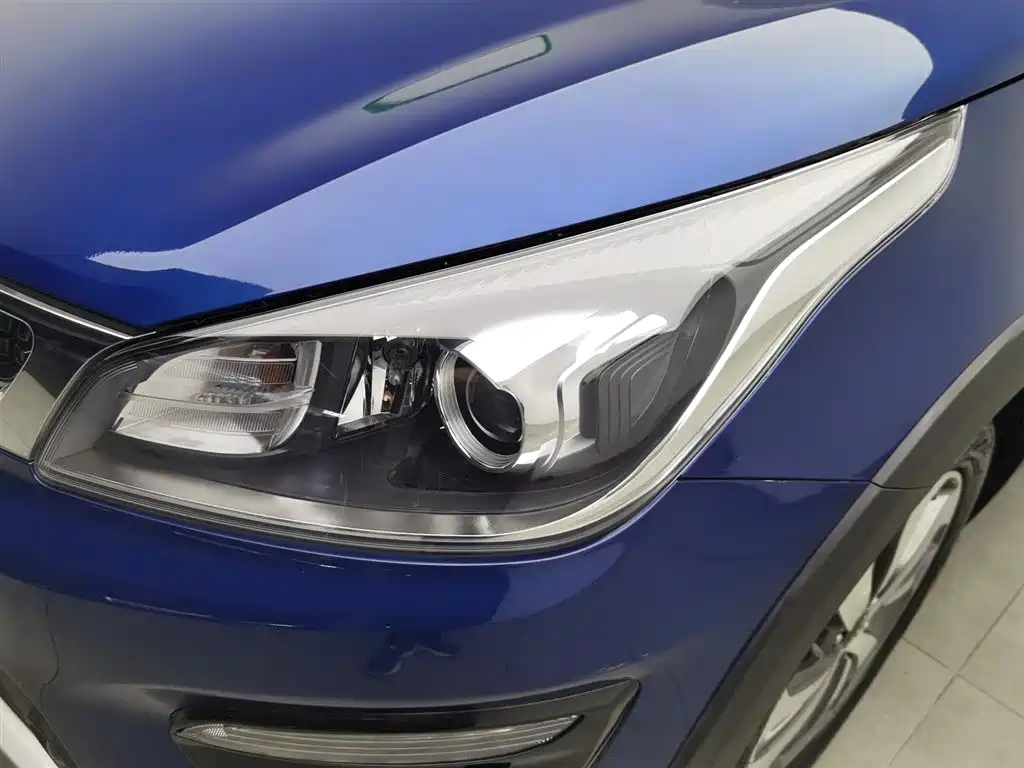 Kia KX CROSS 2018 1.6L Automatic Smart Sunroof Edition фото 7