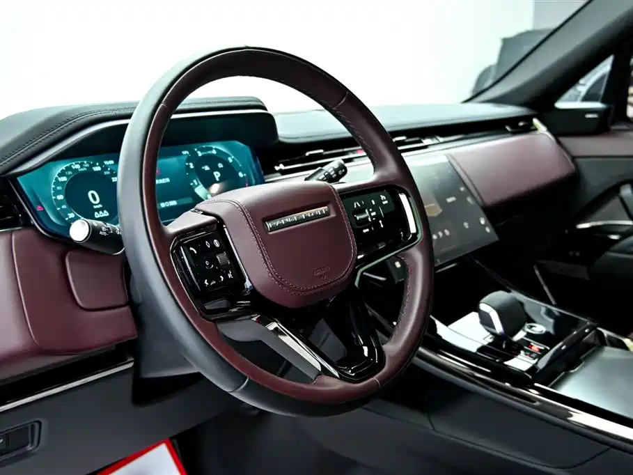 Land Rover Range Rover Sport 2025 400PS Hidden Edge Special Edition фото 15