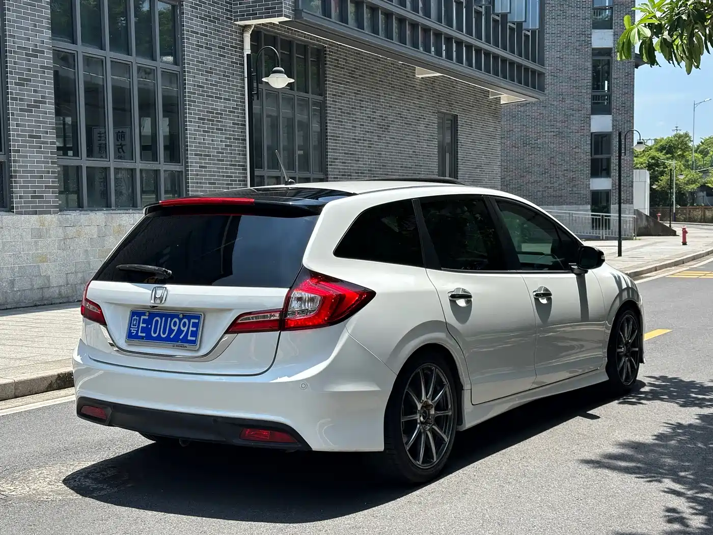 Photo 43 - Honda Jade